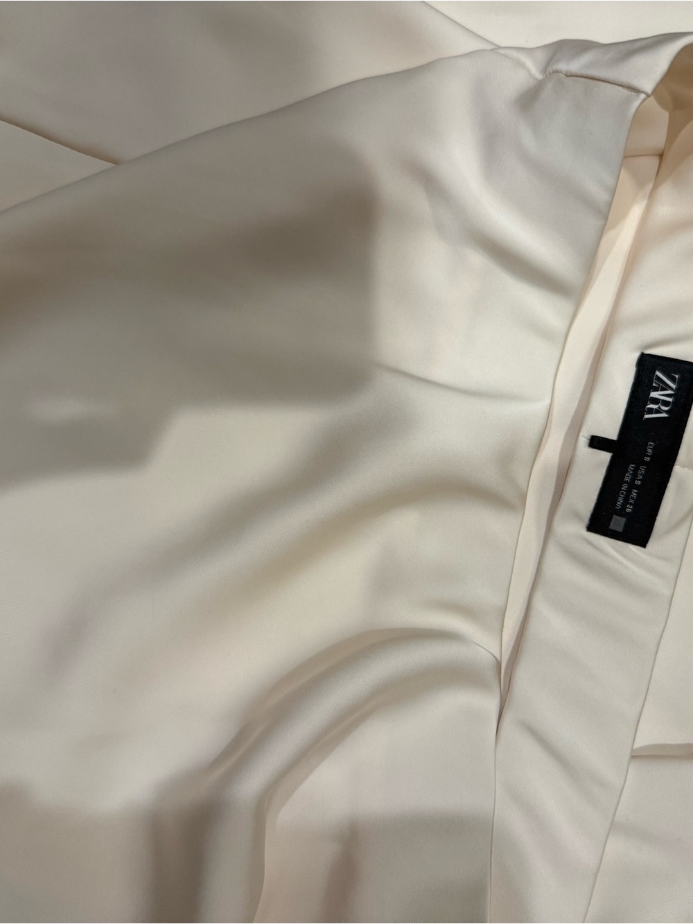 Zara Satin Cream Maxi Skirt - Picture 3 of 3